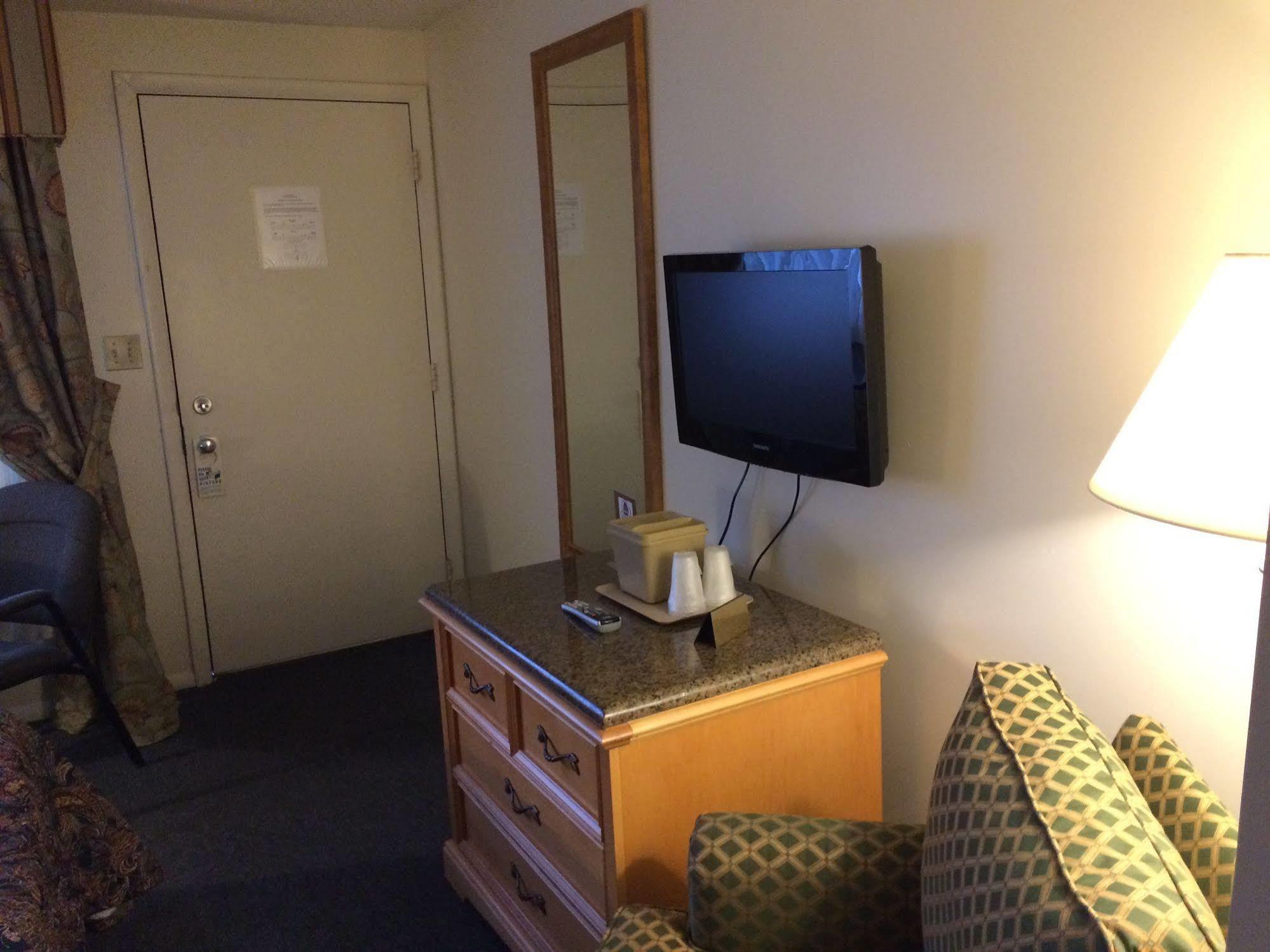 The Ship Motel 亚历山德里亚贝 外观 照片